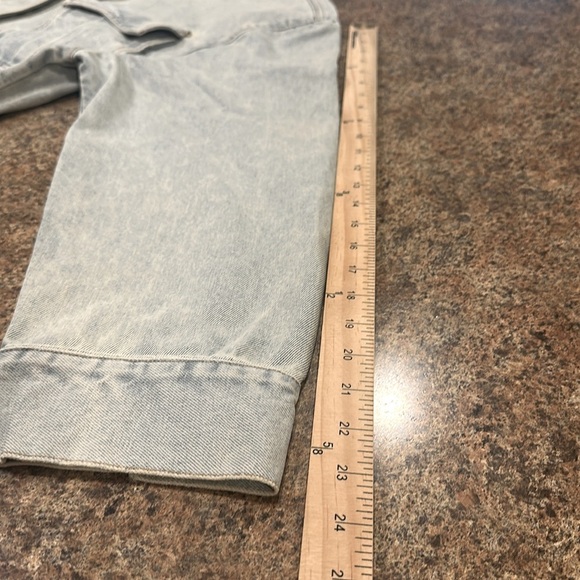 Veveret Denim Utility Jean Jacket Size Medium Light Wash Oversized Cargo Pockets - Picture 15 of 15